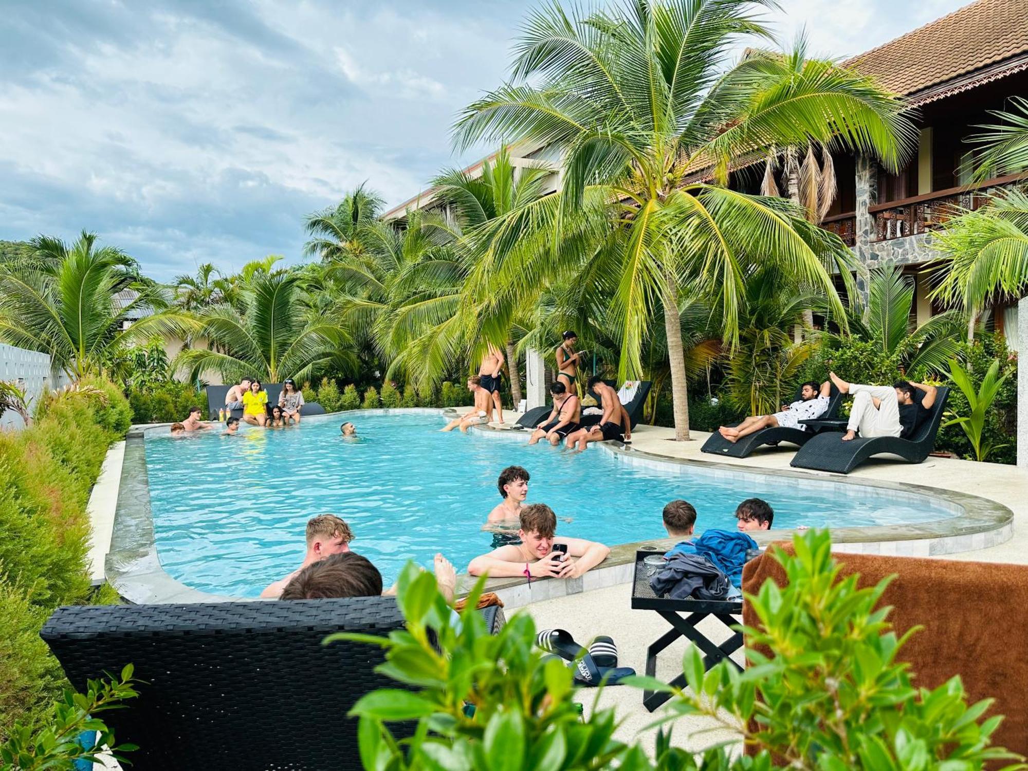 Family House Resort, ハード・リン エクステリア 写真